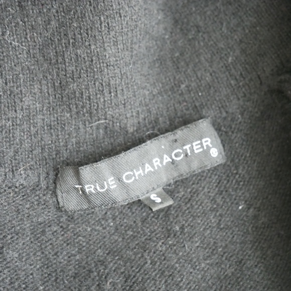 Wool-Angora Shrug - Picture 5 of 6